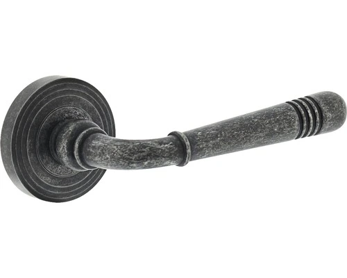 INTERSTEEL Deurkruk Paar Emily Op Rozet Oud Grijs 1 INTERSTEEL Deurkruk Paar Emily Op Rozet Oud Grijs